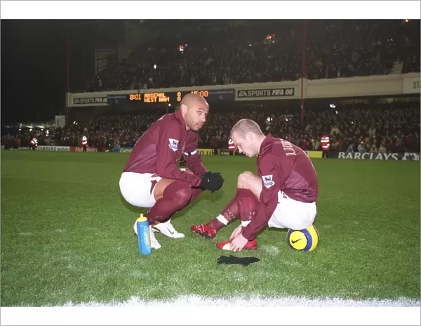 Thierry Henry and Freddie Ljungberg (Arsenal). Arsenal 2: 3 West Ham United