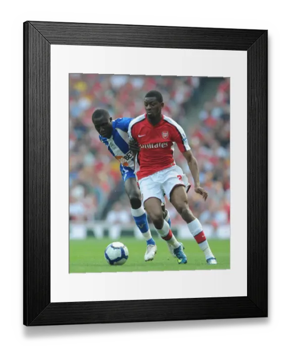Framed Print : Arsenal's Double Diaby: 4-0 Victory Over Wigan Athletic, Barclays Premier League, Emirates Stadium, London, September 19, 2009