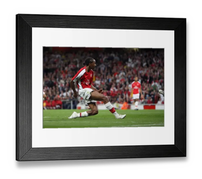 Framed Print : Sanchez Watt Scores First Goal: Arsenal Takes 2-0 Lead Over West Bromwich Albion in Carling Cup Framed Print : Sanchez Watt Scores First Goal: Arsenal Takes 2-0 Lead Over West Bromwich Albion in Carling Cup