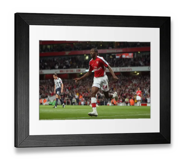 Framed Print : Sanchez Watt's Thrilling Goal: Arsenal Takes the Lead 1-0 vs. West Bromwich Albion, Carling Cup 3rd Round