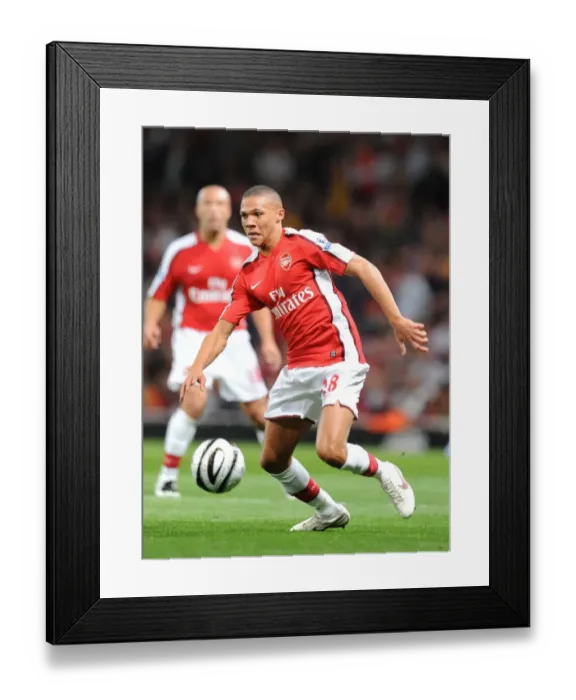 Framed Print : Kieran Gibbs in Action: Arsenal's 2-0 Victory over West Bromwich Albion in Carling Cup Framed Print : Kieran Gibbs in Action: Arsenal's 2-0 Victory over West Bromwich Albion in Carling Cup