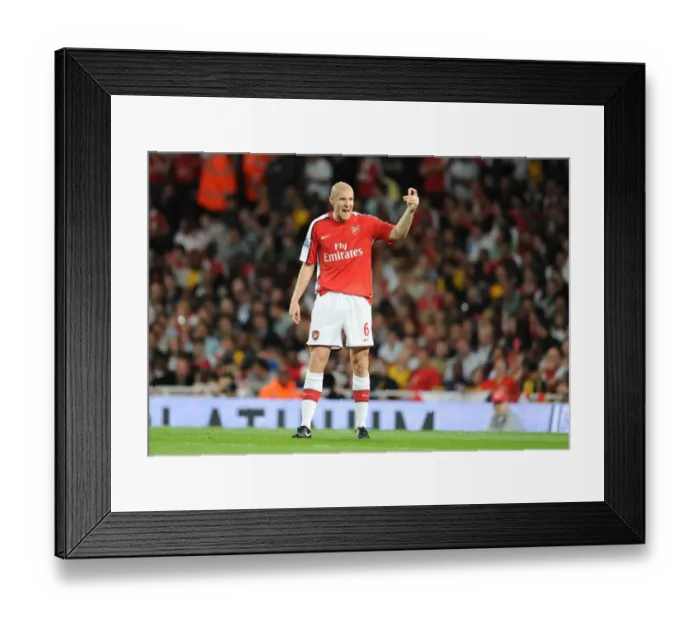 Framed Print : Philippe Senderos: Arsenal's Hero in Arsenal's 2-0 Carling Cup Triumph Over West Bromwich Albion