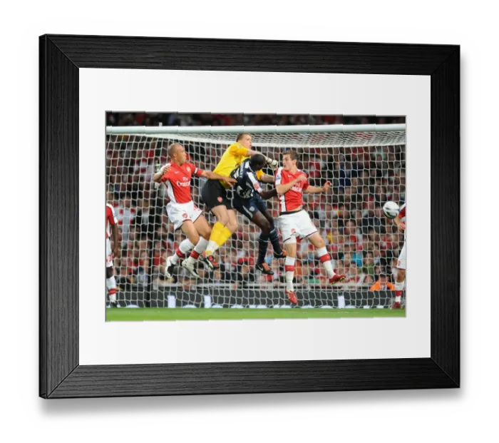 Framed Print : Wojiech Szczesny and Aaron Ramsey Framed Print : Wojiech Szczesny and Aaron Ramsey
