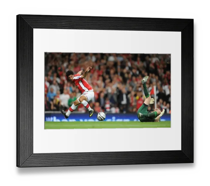 Framed Print : Carlos Vela Scores Arsenal's Second Goal Past Dean Kiely (WBA) in Carling Cup Match