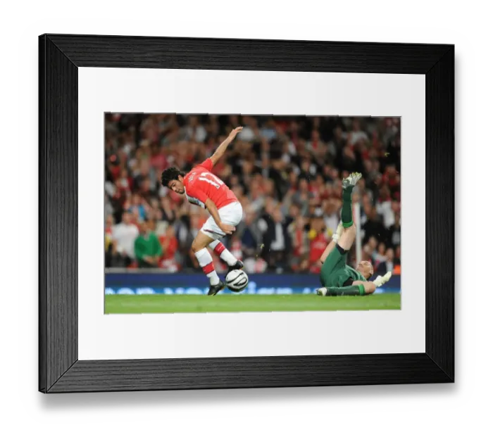 Framed Print : Carlos Vela beats Dean Kiely Framed Print : Carlos Vela beats Dean Kiely