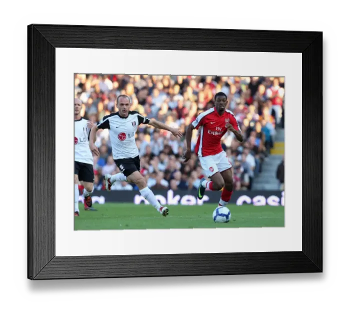 Framed Print : Abou Diaby (Arsenal) Danny Murphy (Fulham)