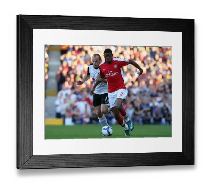 Framed Print : Abou Diaby vs. Danny Murphy: Arsenal's Edge at Craven Cottage (Fulham 0:1)