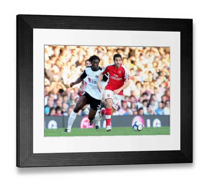 Framed Print : Cesc Fabregas (Arsenal) Dickson Etuhu (Fulham) Framed Print : Cesc Fabregas (Arsenal) Dickson Etuhu (Fulham)