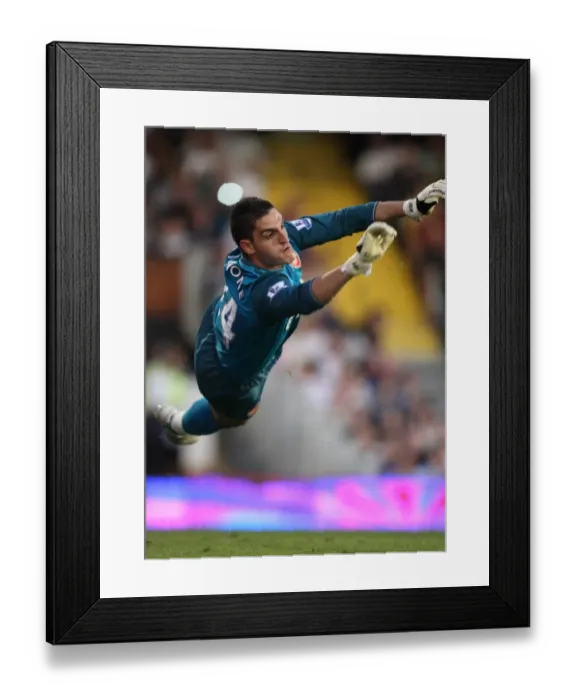Framed Print : Vito Mannone's Shutout: Arsenal's 1-0 Win at Fulham, September 2009 Framed Print : Vito Mannone's Shutout: Arsenal's 1-0 Win at Fulham, September 2009