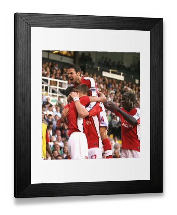 Framed Print : Cesc Fabregas's Exultant Reaction to Robin van Persie's Goal: Arsenal's 1-0 Victory Over Fulham, Barclays Premier League, Craven Cottage, September 26, 2009 Framed Print : Cesc Fabregas's Exultant Reaction to Robin van Persie's Goal: Arsenal's 1-0 Victory Over Fulham, Barclays Premier League, Craven Cottage, September 26, 2009