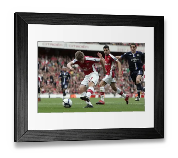 Framed Print : Arshavin's Stunner: Arsenal's Third Goal in 6-2 Victory over Blackburn Rovers, Barclays Premier League, Emirates Stadium (October 4, 2009) Framed Print : Arshavin's Stunner: Arsenal's Third Goal in 6-2 Victory over Blackburn Rovers, Barclays Premier League, Emirates Stadium (October 4, 2009)