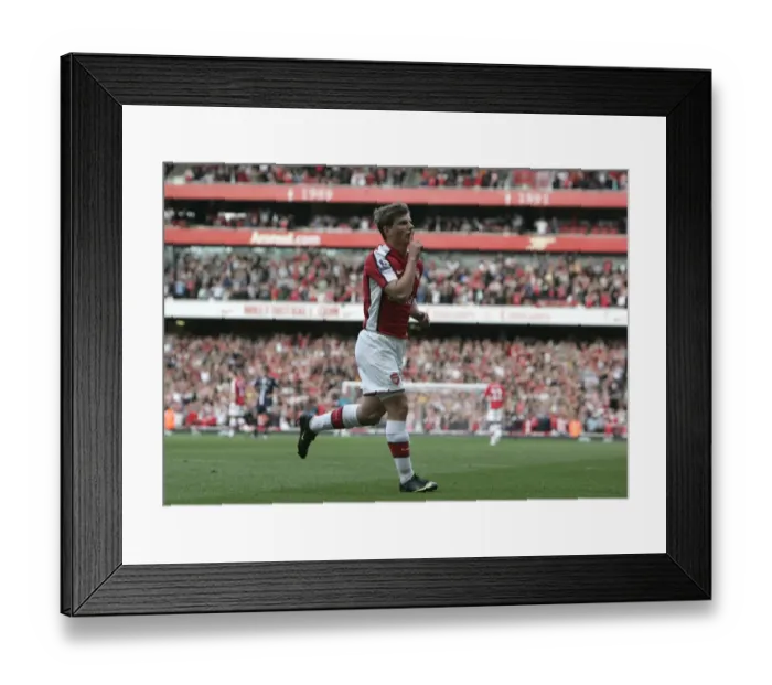 Framed Print : Arshavin's Triumph: Arsenal's Thrilling 6-2 Victory Over Blackburn Rovers Framed Print : Arshavin's Triumph: Arsenal's Thrilling 6-2 Victory Over Blackburn Rovers