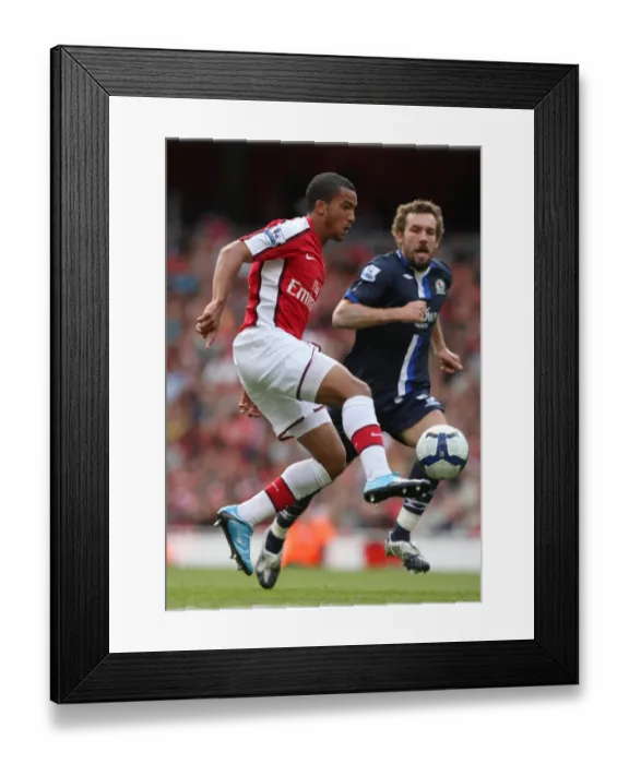 Framed Print : Theo Walcott's Brace: Arsenal's 6-2 Victory Over Blackburn Rovers, Barclays Premier League, Emirates Stadium, 4 / 10 / 09 (Gael Givet featured)