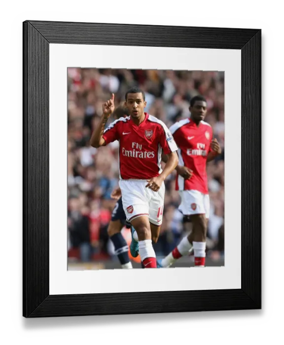 Framed Print : Theo Walcott's Brace: Arsenal's Dominant 6-2 Victory over Blackburn Rovers, Barclays Premier League, Emirates Stadium, 4 / 10 / 09