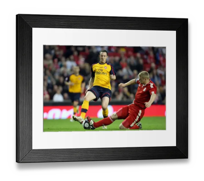 Framed Print : Rhys Murphy (Arsenal) Joe Kennedy (Liverpool)