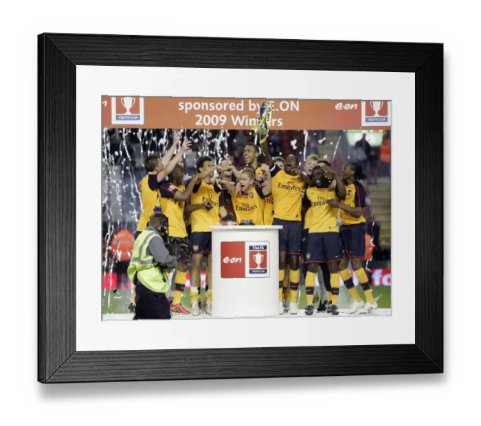 Framed Print : Jay Thomas Lifts the FA Youth Cup: Arsenal's Glorious 2-1 Leg Victory over Liverpool Framed Print : Jay Thomas Lifts the FA Youth Cup: Arsenal's Glorious 2-1 Leg Victory over Liverpool