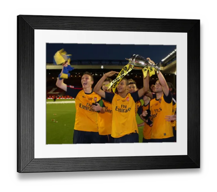 Framed Print : Luke Ayling