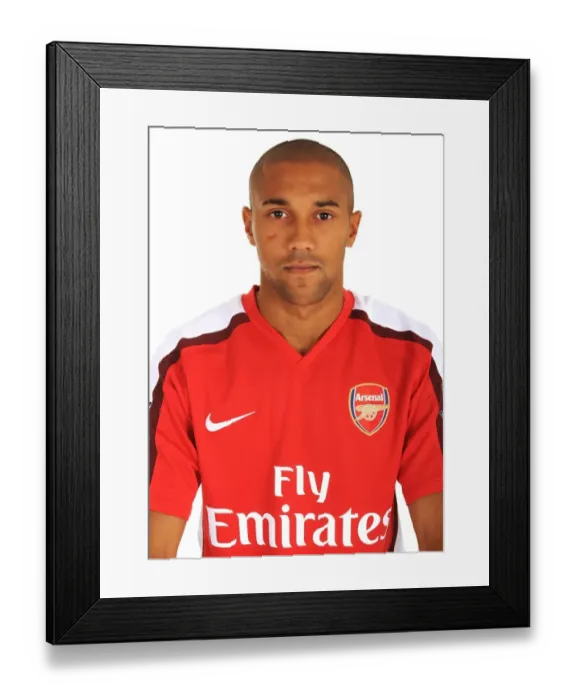 Framed Print : Arsenal's Gael Clichy at Emirates Stadium, London, 2009 Framed Print : Arsenal's Gael Clichy at Emirates Stadium, London, 2009