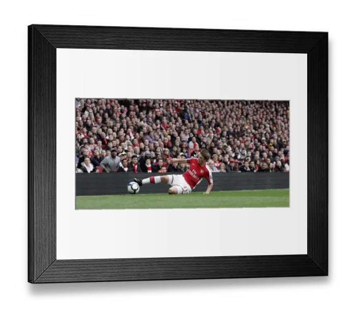 Framed Print : Arshavin Shines: Arsenal's 3:1 Victory Over Birmingham City in the Barclays Premier League at Emirates Stadium, October 17, 2009 Framed Print : Arshavin Shines: Arsenal's 3:1 Victory Over Birmingham City in the Barclays Premier League at Emirates Stadium, October 17, 2009