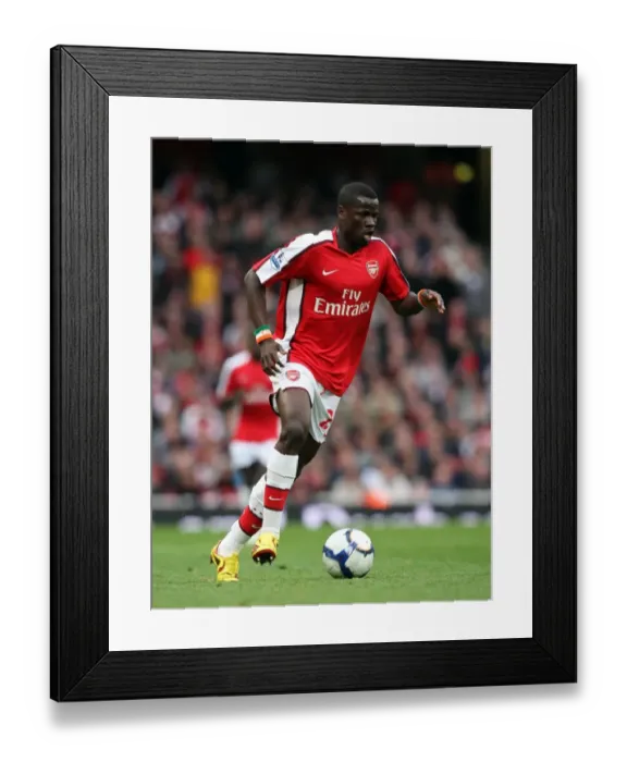 Framed Print : Arsenal's Triumph: Eboue Shines in 3-1 Victory over Birmingham City (Oct 17, 2009)