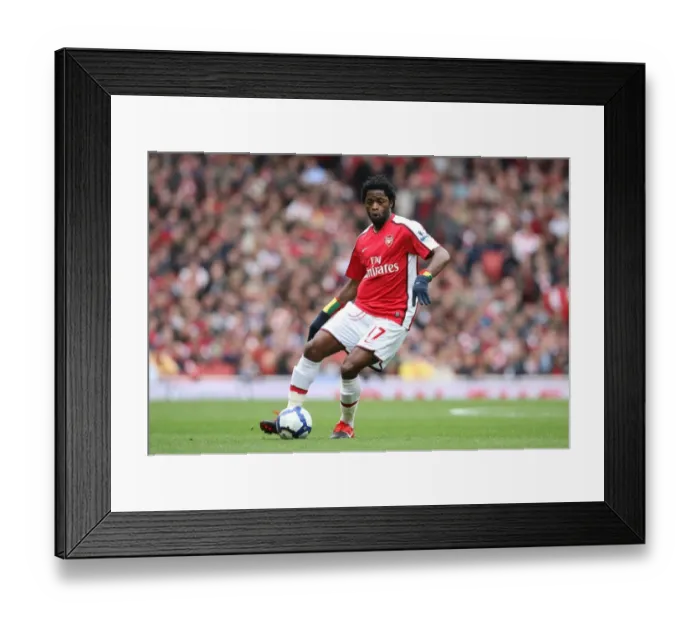Framed Print : Alex Song in Action: Arsenal's 3:1 Victory Over Birmingham City, Barclays Premier League, Emirates Stadium, 17 / 10 / 09