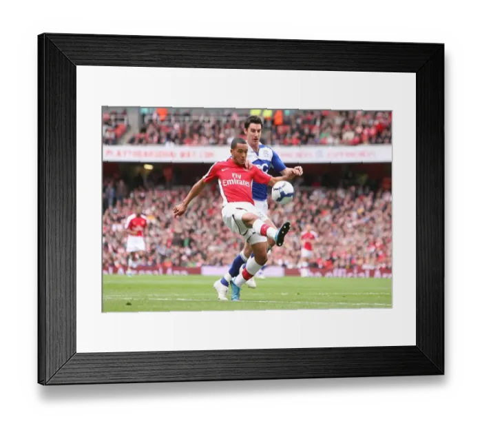 Framed Print : Theo Walcott's Standout Show: Arsenal's 3-1 Victory Over Birmingham City (17 / 10 / 09)