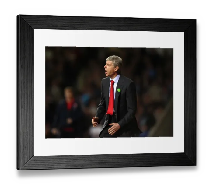 Framed Print : Arsene Wenger at Upton Park: A Battle of 2:2 - Arsenal vs. West Ham United, Barclays Premier League, 25 / 10 / 09 Framed Print : Arsene Wenger at Upton Park: A Battle of 2:2 - Arsenal vs. West Ham United, Barclays Premier League, 25 / 10 / 09