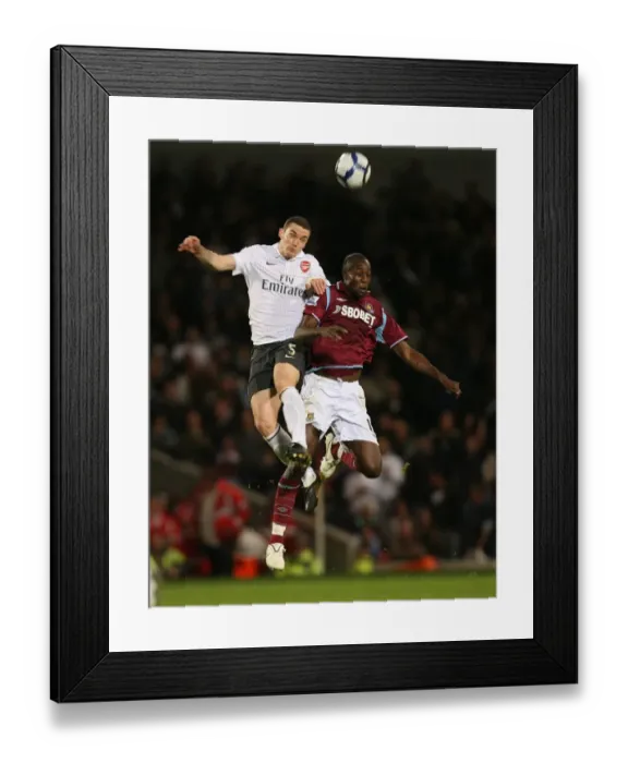 Framed Print : Thomas Vermaelen (Arsenal) Carlton Cole (West Ham) Framed Print : Thomas Vermaelen (Arsenal) Carlton Cole (West Ham)