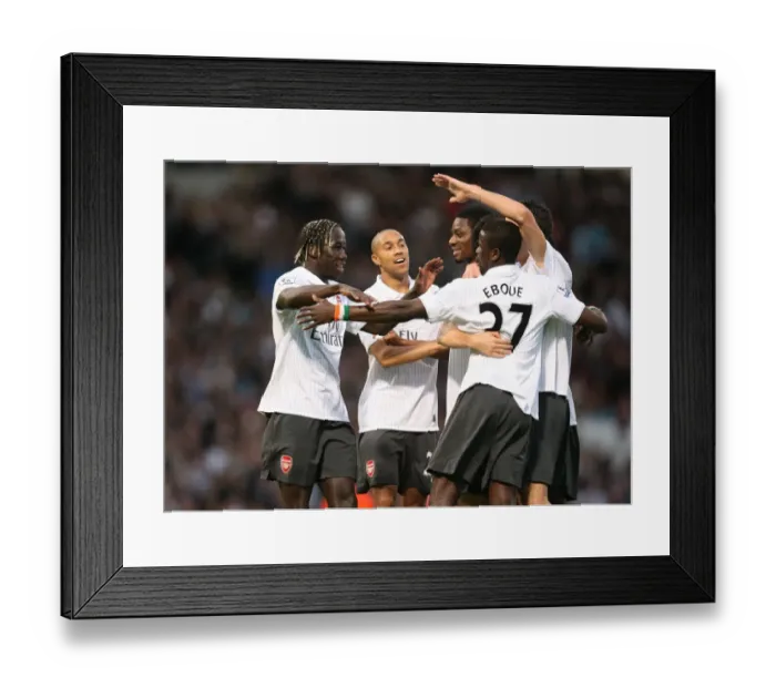 Framed Print : Robin van Persie celebrates scoring the 1st Arsenal Framed Print : Robin van Persie celebrates scoring the 1st Arsenal