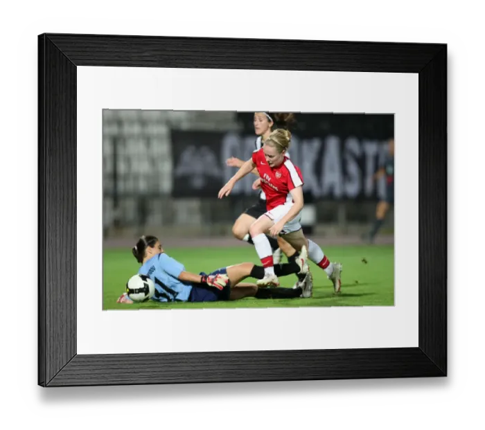 Framed Print : Kim Little (Arsenal) Eleni Charalampidou (POAK) Framed Print : Kim Little (Arsenal) Eleni Charalampidou (POAK)