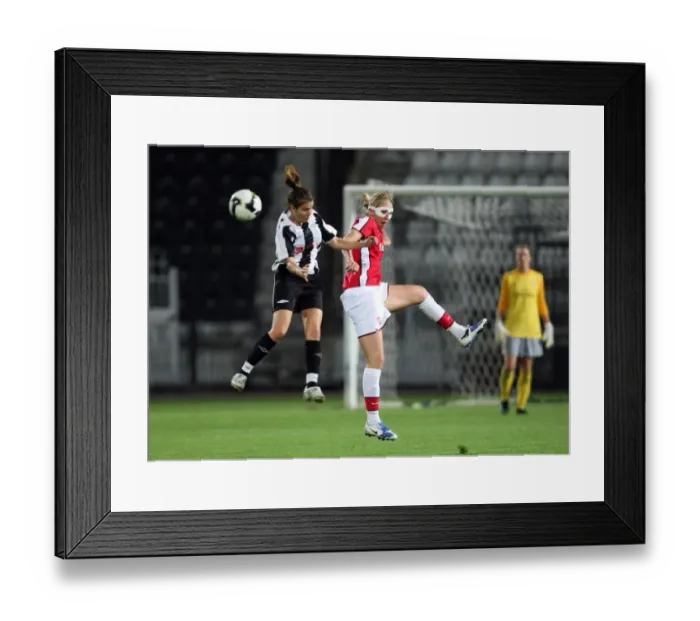 Framed Print : Faye White (Arsenal) Anthoula Arvanitaki (POAK)
