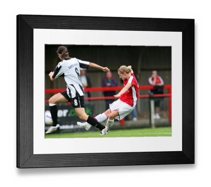 Framed Print : Laura Coombs scores Arsenals 9th goal Framed Print : Laura Coombs scores Arsenals 9th goal