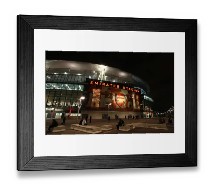 Framed Print : Intense Atmosphere at Emirates Stadium: Arsenal vs Liverpool, Carling Cup 4th Round (28 / 10 / 09) - 2:1 Victory Framed Print : Intense Atmosphere at Emirates Stadium: Arsenal vs Liverpool, Carling Cup 4th Round (28 / 10 / 09) - 2:1 Victory