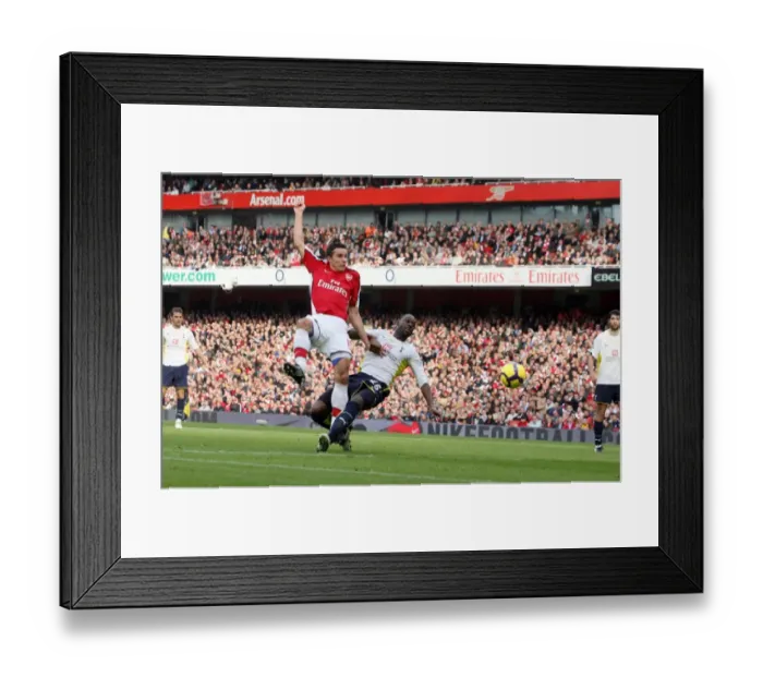 Framed Print : Robin van Persie's Stunner: Arsenal's 3-0 Victory Over Tottenham, 2009 Framed Print : Robin van Persie's Stunner: Arsenal's 3-0 Victory Over Tottenham, 2009