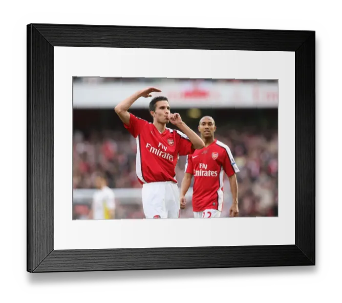 Framed Print : Robin van Persie's Hat-Trick: Arsenal's Dominant 3-0 Win Over Tottenham Hotspur in the Premier League, 2009