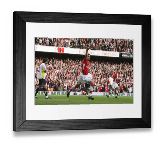 Framed Print : Van Persie's Hat-Trick: Arsenal's Triumphant 3-0 Victory Over Tottenham in the Premier League, October 2009