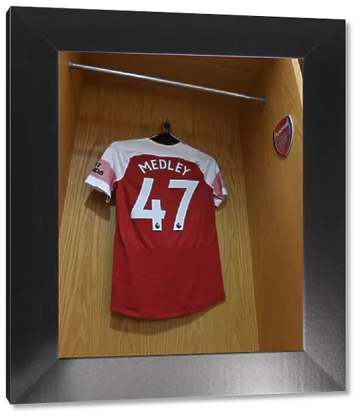 Arsenal FC: Zech Medley Prepares for Leicester City Clash in Emirates Stadium Changing Room