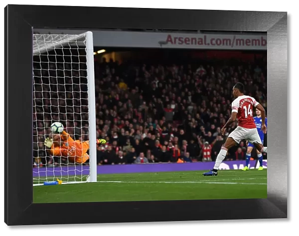 Aubameyang Scores Arsenal's Second Goal Against Leicester City (2018-19)