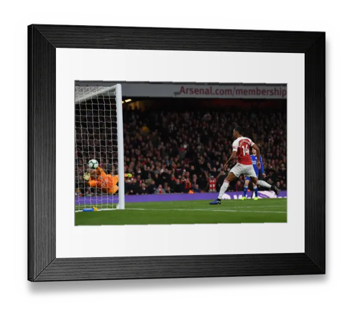 Framed Print : Aubameyang Scores Arsenal's Second Goal Against Leicester City (2018-19) Framed Print : Aubameyang Scores Arsenal's Second Goal Against Leicester City (2018-19)