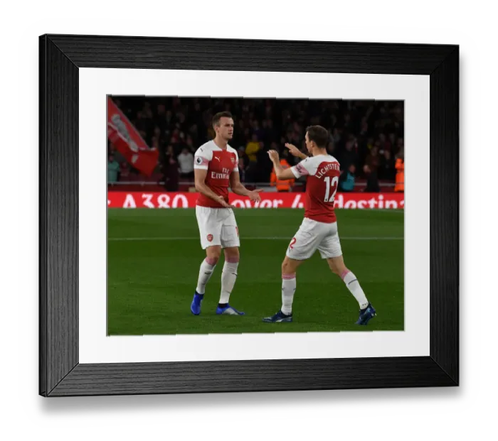 Framed Print : Arsenal FC: Holding and Lichtsteiner Prepare for Leicester City Clash