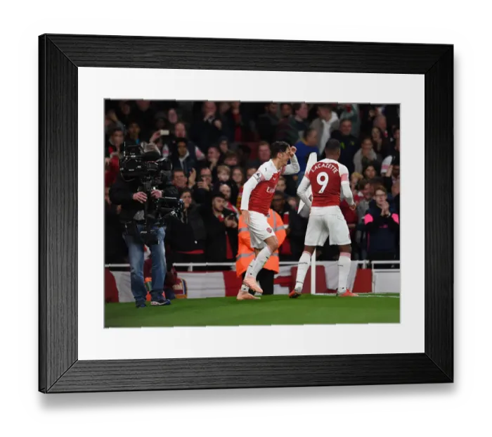 Framed Print : Mesut Ozil and Alexandre Lacazette Celebrate Goal: Arsenal vs Leicester City, Premier League 2018-19 Framed Print : Mesut Ozil and Alexandre Lacazette Celebrate Goal: Arsenal vs Leicester City, Premier League 2018-19