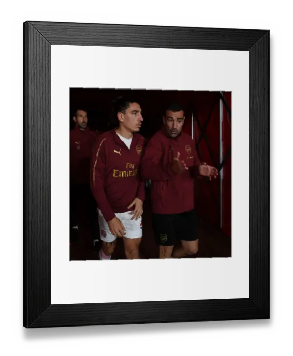 Framed Print : Arsenal: Hector Bellerin and Juan Carlos Carcedo Pre-Match Huddle vs Leicester City (2018-19)