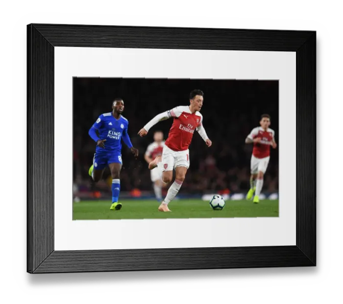 Framed Print : Ozil 2 181022WAFC