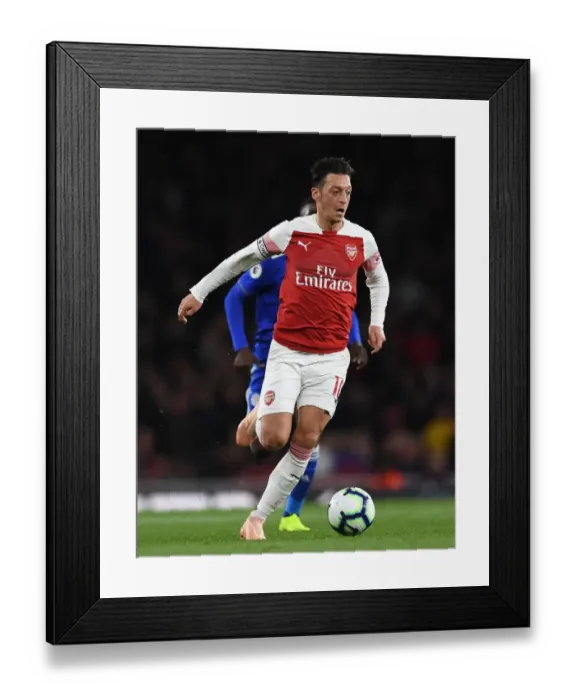 Framed Print : Ozil 4 181022WAFC Framed Print : Ozil 4 181022WAFC