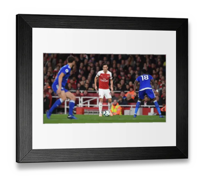 Framed Print : Ozil 5 181022WAFC Framed Print : Ozil 5 181022WAFC
