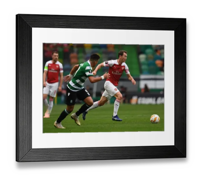 Framed Print : Stephan Lichtsteiner in Action: Arsenal vs. Sporting Lisbon, Europa League 2018-19