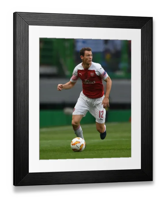 Framed Print : Stephan Lichtsteiner in Action: Arsenal vs. Sporting CP, Europa League 2018-19 Framed Print : Stephan Lichtsteiner in Action: Arsenal vs. Sporting CP, Europa League 2018-19