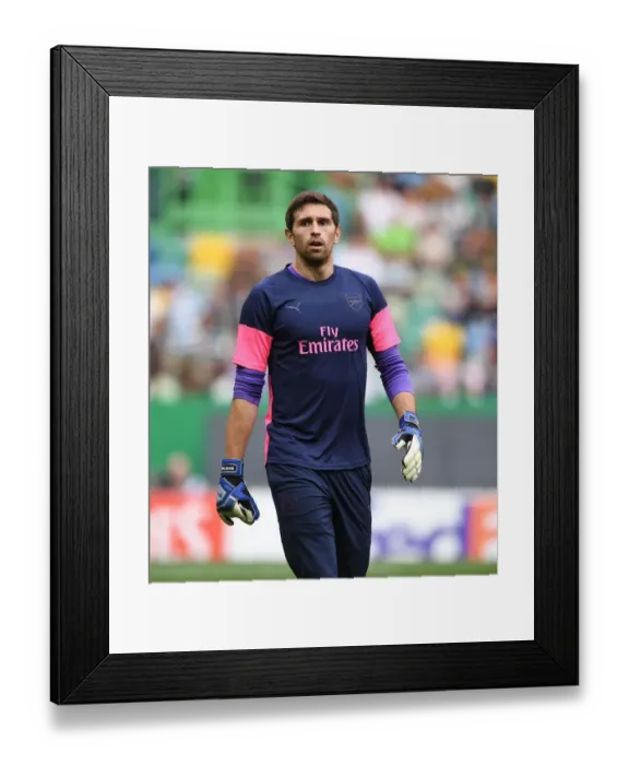 Framed Print : Emiliano Martinez Prepares for Arsenal's Europa League Clash against Sporting CP Framed Print : Emiliano Martinez Prepares for Arsenal's Europa League Clash against Sporting CP