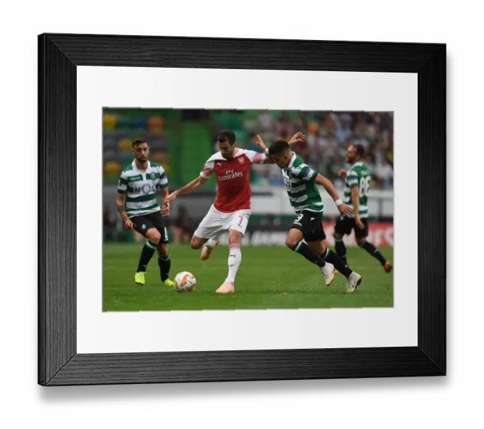 Framed Print : Mkhitaryan vs Acuna: Clash of Wings in Sporting CP vs Arsenal UEFA Europa League Clash