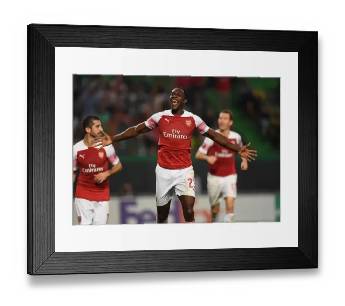 Framed Print : Danny Welbeck Scores the Winning Goal for Arsenal in the Europa League against Sporting Lisbon, October 2018 Framed Print : Danny Welbeck Scores the Winning Goal for Arsenal in the Europa League against Sporting Lisbon, October 2018